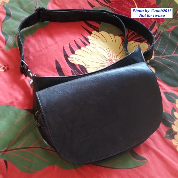 Artisan Leather Fanny Pack Crossbody - Picture 6 of 15